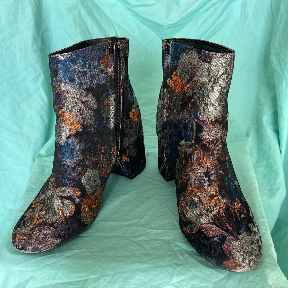 Zigi Soho purple floral brocade boots.